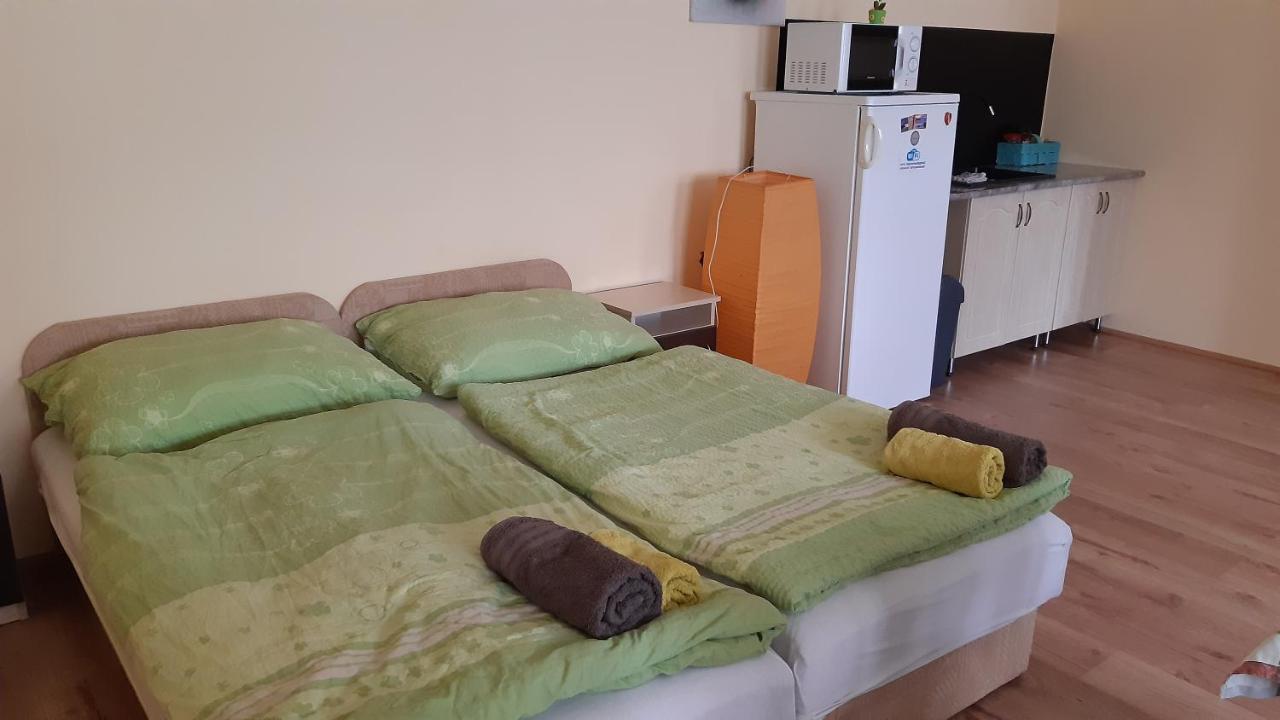 Bajusz Vendeghaz Hotel Tornyosnemeti ภายนอก รูปภาพ