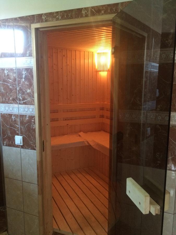 Bajusz Vendeghaz Hotel Tornyosnemeti ภายนอก รูปภาพ