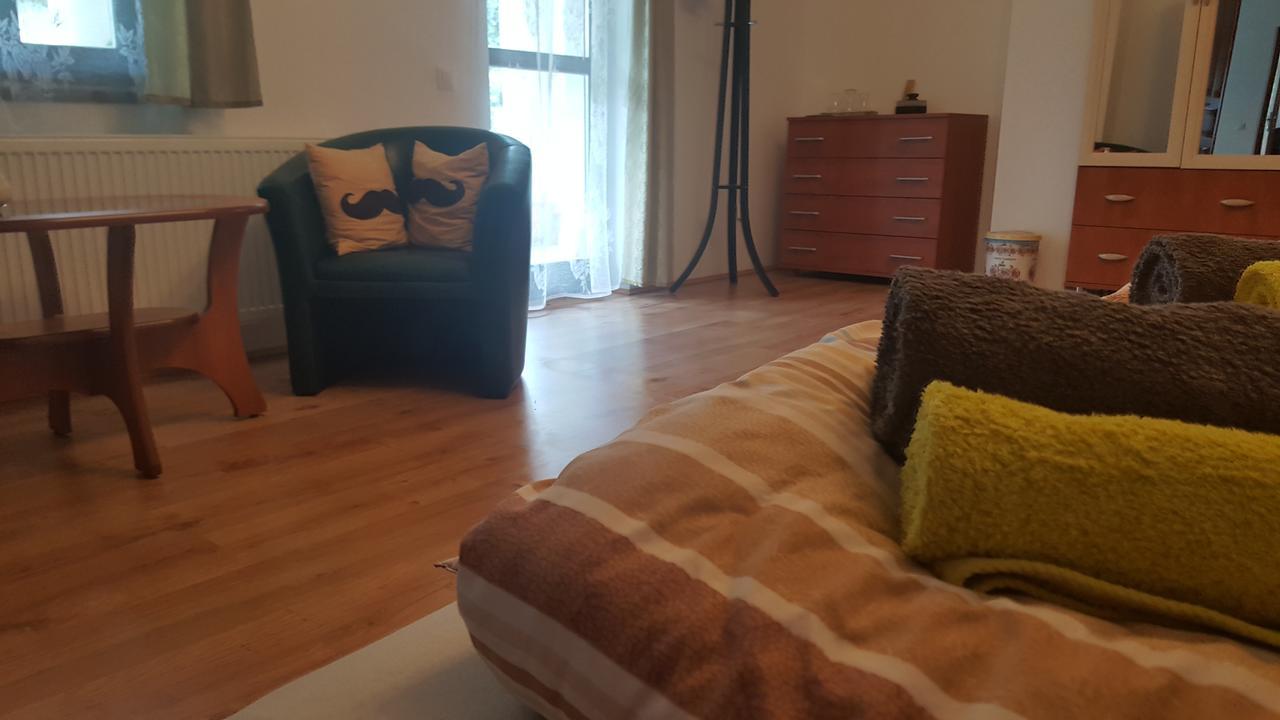 Bajusz Vendeghaz Hotel Tornyosnemeti ภายนอก รูปภาพ